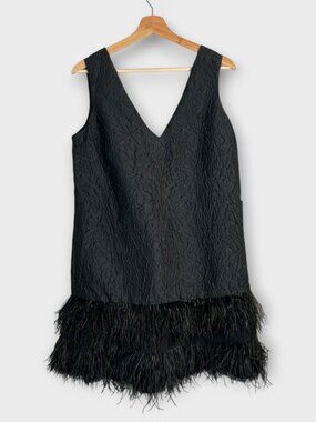 BCBG Jamysen V-Neck Feather Hem Dress Sz 8 Black Jacquard NWT Cocktail Gatsby